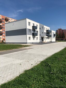 2 izb byt ,s balkonom - 2