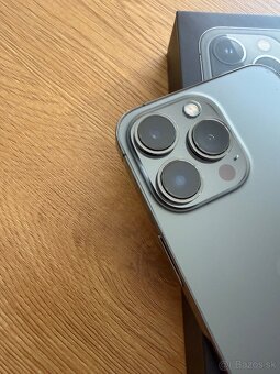 Apple iPhone 13 Pro 256 GB - 2