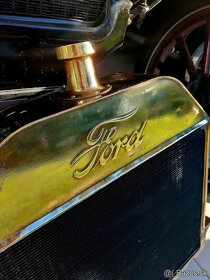 Ford model T chladič mosazdný 1915 - 2