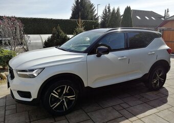 Volvo XC40 - 2