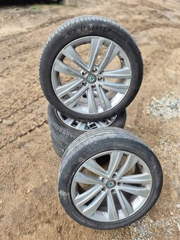 Predám elektróny 5x112r18 originál VW GROUP - 2