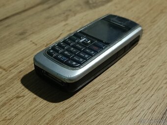 Nokia 6020 na náhradné diely/opravu - 2