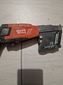 Hilti SD5000-A22 so zásobníkom. - 2