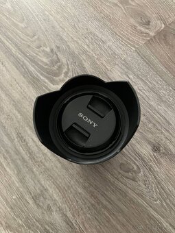 Sony FE 28-70mm f/3,5-5,6 OSS Super stav - 2