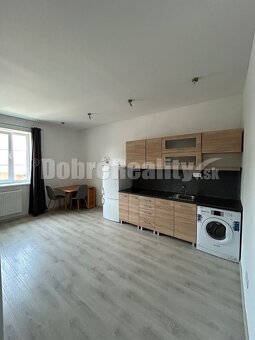 Prenájom veľkej garsónky na Kasarenskej ul. - 2