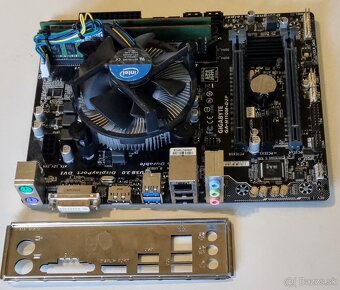 Gigabyte GA-H110M-D2P + i5-6400 + 8GB/16GB DDR4 - 2