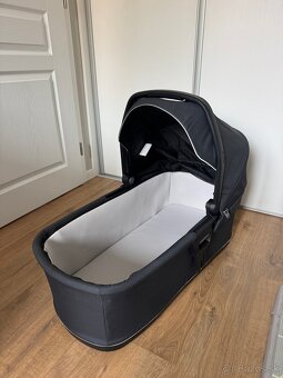 Vanicka Thule Urban Glide 3 + adaptery - 2
