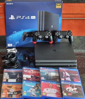 Playstation 4 Pro 1TB + Hry - 2