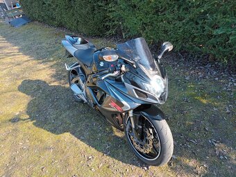 Suzuki GSXR 600 - K6 - 2