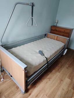 Elektrická zdravotná polohovacia posteľ - 2