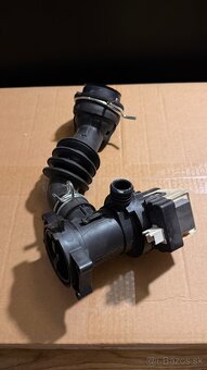 Vypúšťacie čerpadlo Whirlpool AWS 51012 - 2