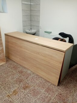 Nábytok do predajne - 2