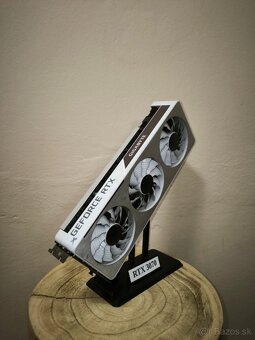 Gigabyte RTX3070 Vision - 2