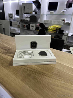 Apple Watch Ultra 2 – Natural Titanium – vynikajúci stav - 2