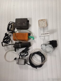 Predám akvárium s príslušenstvom - 2