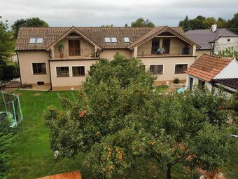 Velky vidiecky dom s pozemkom 1200m - 2