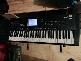 Korg i30 - 2