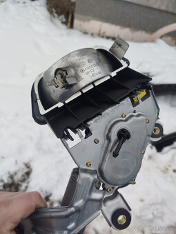 Motorček stieračov - 2