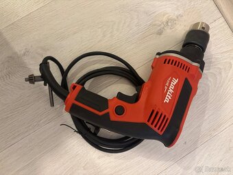 Predám príklepvú vŕtačku značky Makita - 2