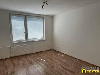 PREDAJ : garsónka, Dunajské nábrežie, Komárno - 2