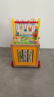 Drevené chodítko- kocka - 2