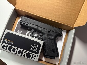 Glock 19 GBB - Green Gas - 2