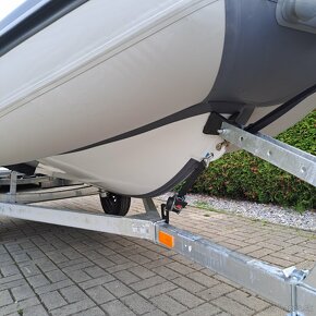 Nafukovací čln Gladiator Rib 420 AL-A sivý - 2