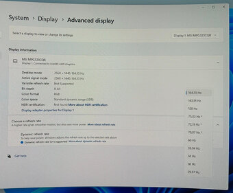 zakriveny lcd monitor - 2