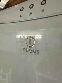 Chladnička INDESIT - 2