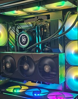⏰️ Ryzen 7 9800x3D,RTX 5090,32GB DDR5,1TB SSD - 2