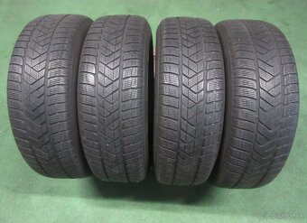 R17 Zimná sada TIGUAN rozteč 5x112 215/65R17 PIRELLI - 2