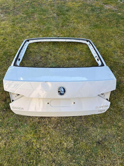 SKODA SUPERB 5 DVERE - 2