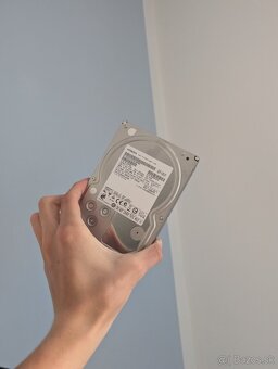 💽 Interný pevný disk 2TB – Hitachi – 3,5" HDD - 2