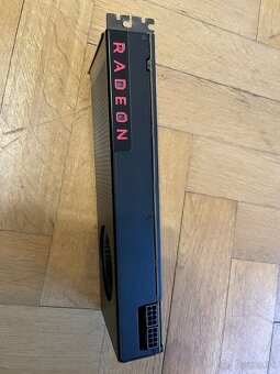 Radeon™ RX Vega64 8G - nefunkčná - 2