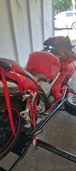 Honda VFR 800 - 2