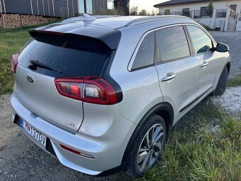KIA Niro hybrid - 2