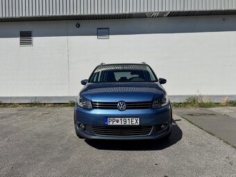 Volkswagen Touran Cross - 2