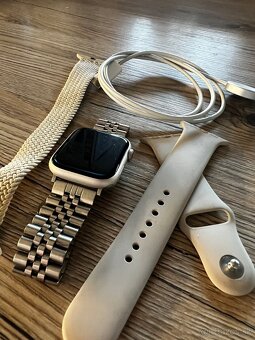 Apple Watch 8 45mm Starlight Aluminium - 2