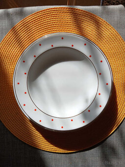 Súprava tanierov pre 6 osôb - 2