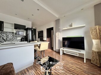 Na prenájom zrekonštruovaný, zariadený 1-izbový byt v NZ - 2