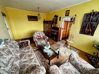 Predaj 3-izbového bytu v Brezne – balkón, pivnica - 2