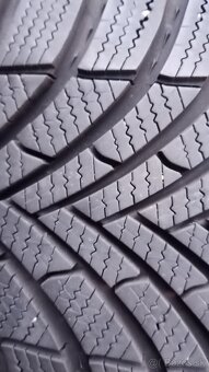 225/45 R17 zimné pneumatiky Semperit - 2
