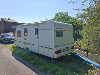 Karavan Lunar solar - 2