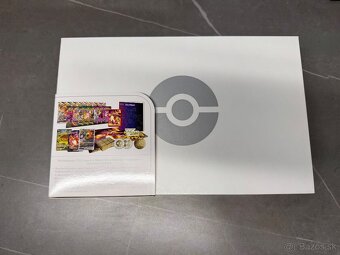 Pokemon TCG Ultra Premium Collection Charizard - 2