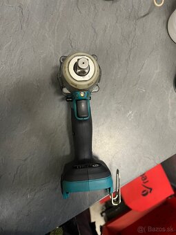 Makita razovy utahovak - 2