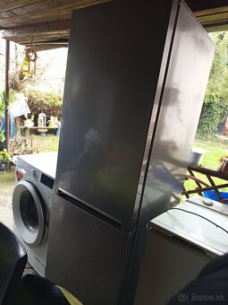 Chladnička s mrazničkou Beko - 2