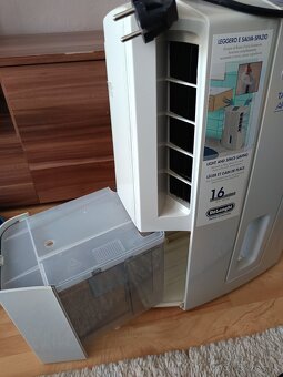 Odvlhčovač vzduchu DeLonghi - 2