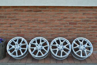 5x108 R18 Volvo XC60 XC40 Origina Disky Volvo - 2