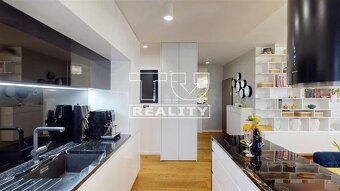 3-IZBOVÝ BYT,KOMPLETNÁ REKONŠTRUKCIA,STARÉ MESTO,72m2 - 2