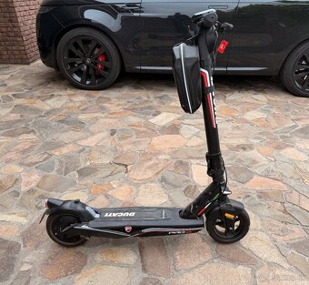 Predám elektrickú kolobežku Ducati Pro-III - 2